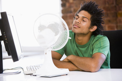 staying cool with a desk fan